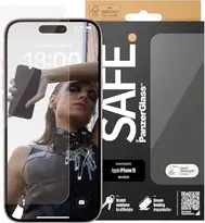 PanzerGlass Safe Screen Protector ultra wide Fit для Apple iPhone 15